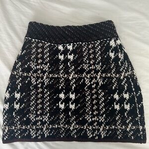Burberry mini skirt